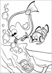 Marlin and Dory Coloring Page with treasure chest
