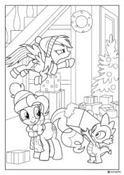 My Little Pony Christmas gifts with Rainbow Dash and Spike
